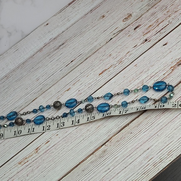 CLEAR BLUE FACETED BEADED FASHION NECKLACE - Picture 7 of 7